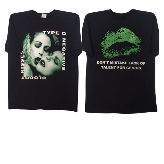 Type O Negative - Bloody Kisses Playera Manga Corta